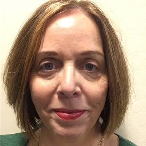 Meet your Posher, Stacie